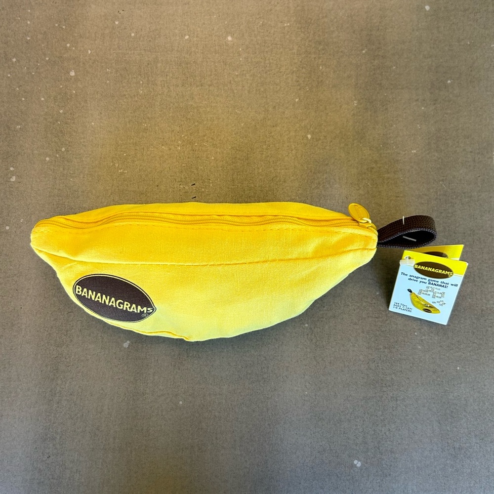 NWT Bananagrams Game: Multi-Award-Winning Word Game. Ages: 7+. Players 1-8.